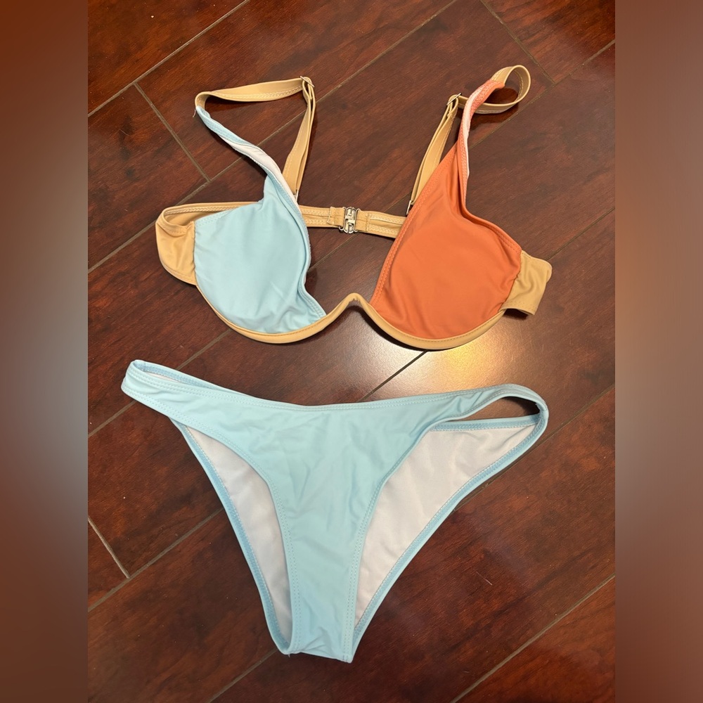 Colorblock Bikini Set in Blue and Orange